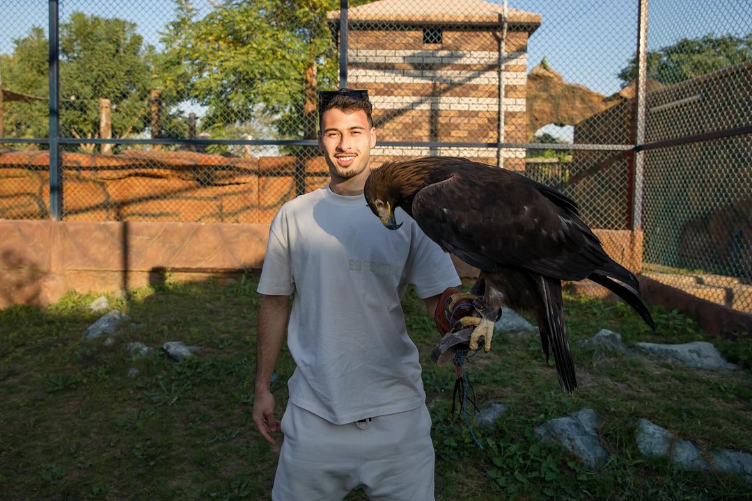 SUPER COUPLE: Arsenal's Martinelli and Vieira's Exciting Dubai Zoo Adventure