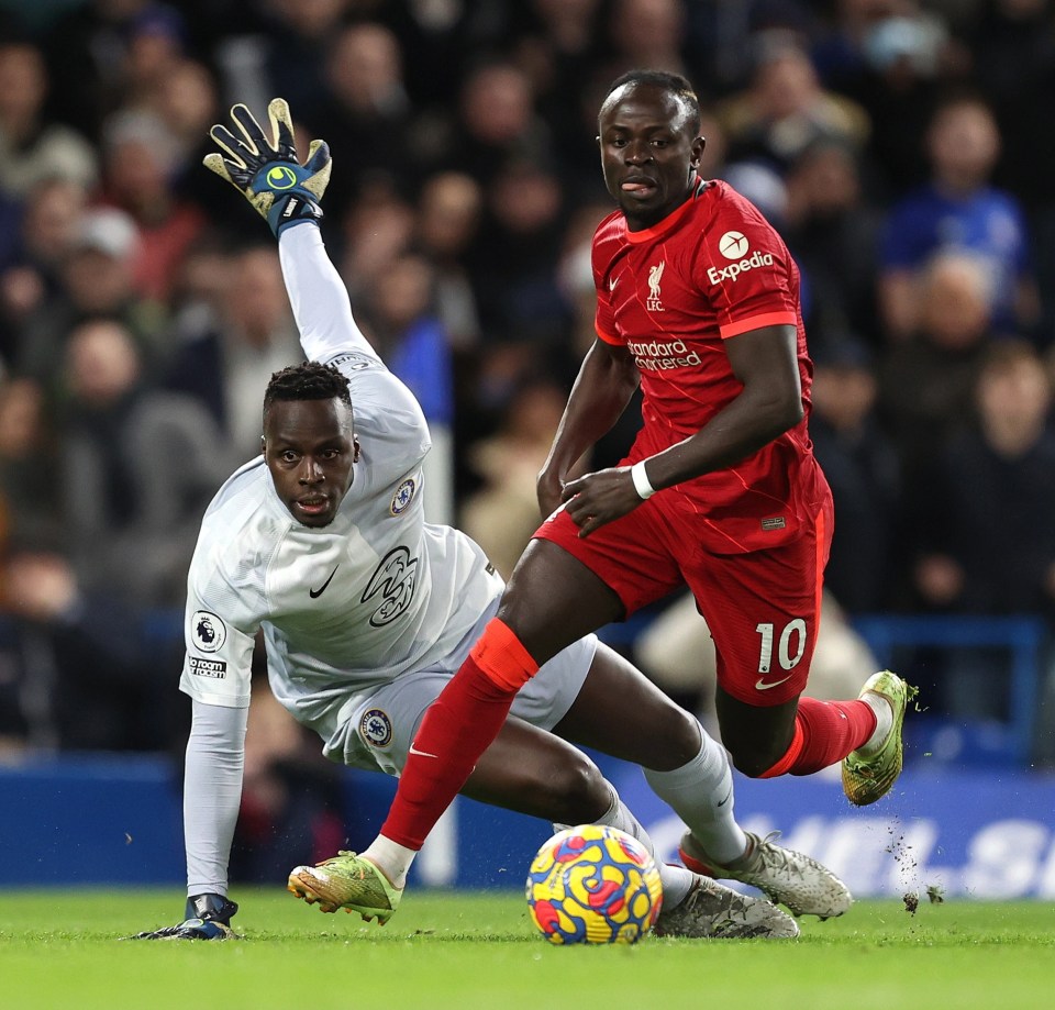 Mendy and Mane head to AFCON on private jet together but Chelsea star says  'brother' should have been sent off for elbow | The Sun