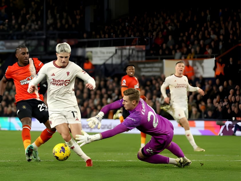 Hojlund double, MU had a heart-stopping victory over Luton Town 407873